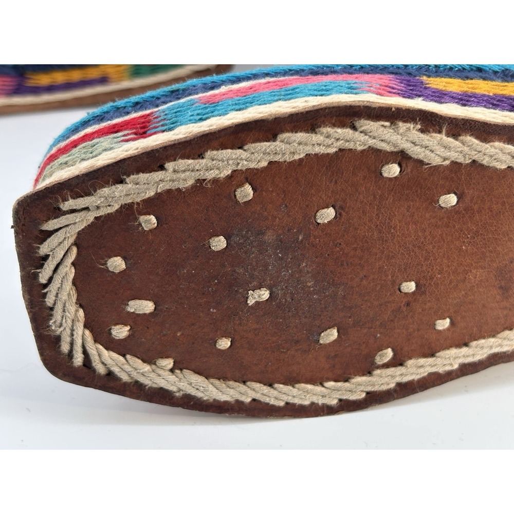 Vintage 1960s Tibetan Felt Hand Embroidered Felt Boots Boho Mongolian Himalayan - Picture 8 of 16